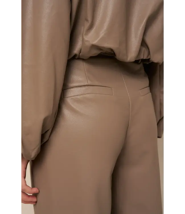 Lofty Manner Broek Janne Balloon PU Taupe
