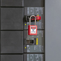 Molded case circuit breaker lock-out (480/600 V) S3822