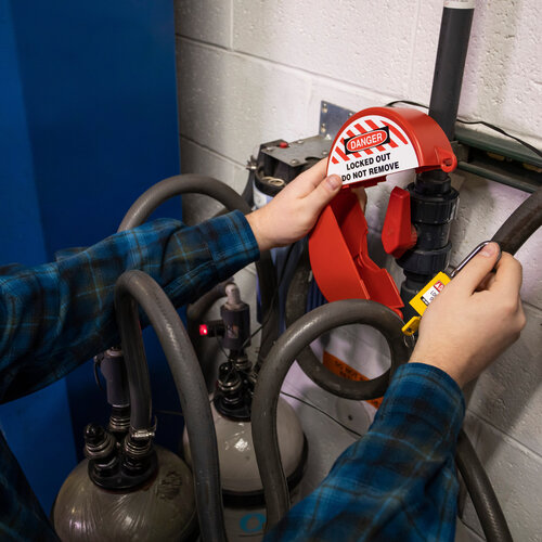 Lockout Tagout for (Compressed Air) Pipes: Tips and Tricks