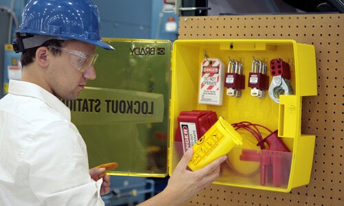 Het Belang van Periodieke Inspectie en Onderhoud van Lockout-Tagout Materiaal