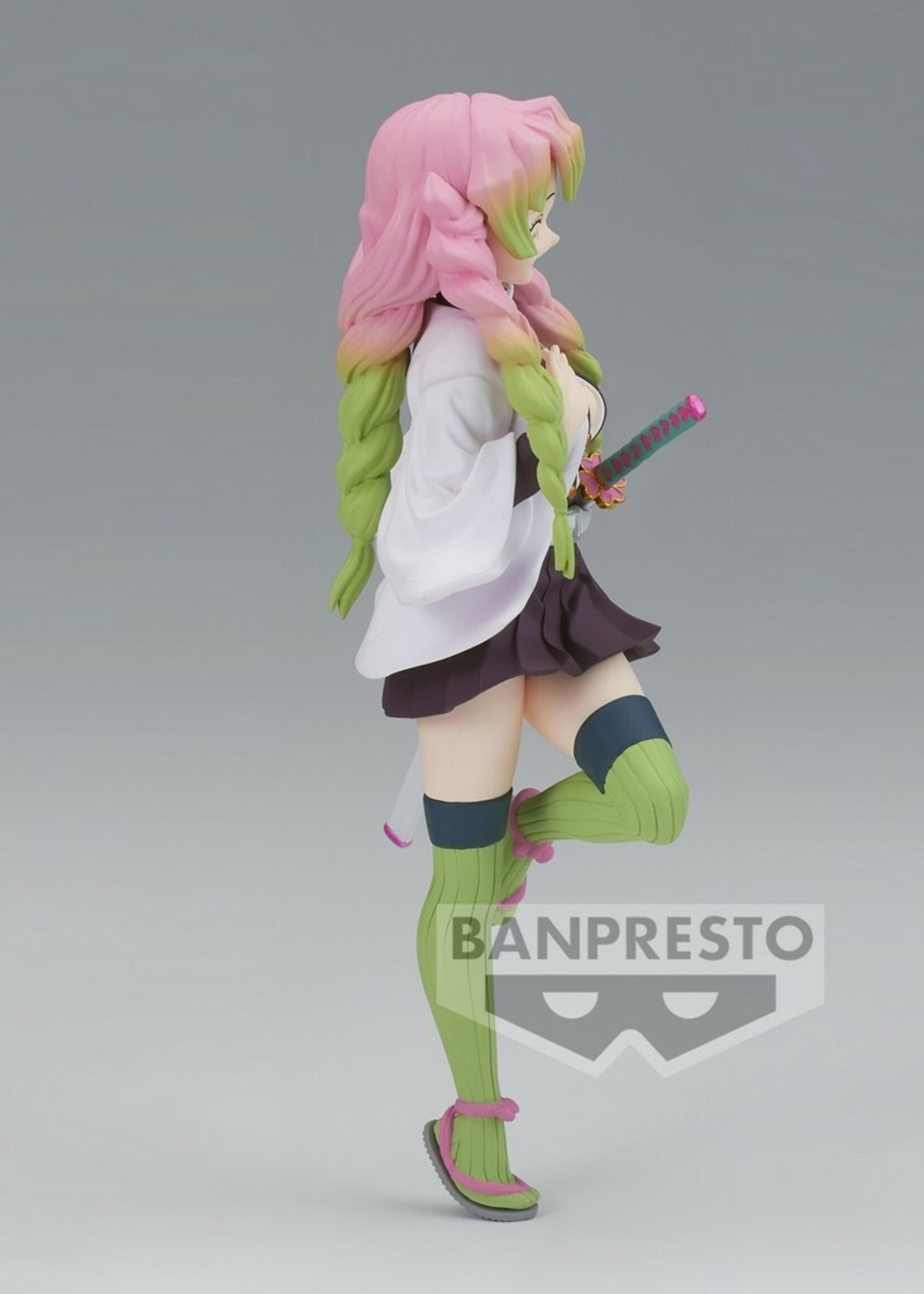 Demon Slayer Kimetsu no Yaiba: Vol. 45 - Mitsuri Kanroji Statue