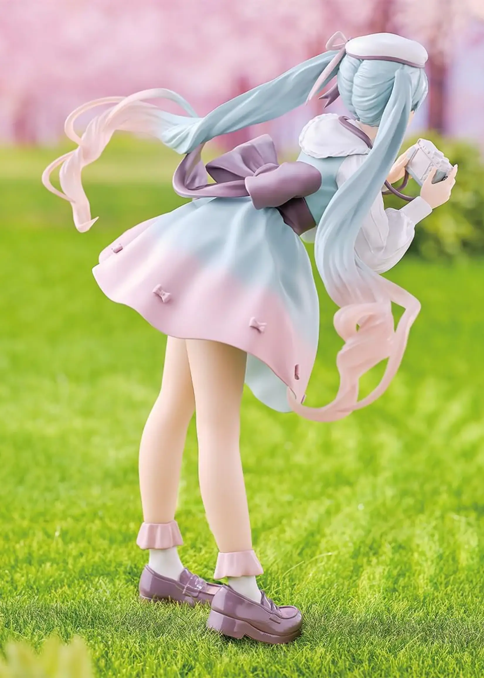 Figure Camera Holiday Memories Hatsune Miku 20cm