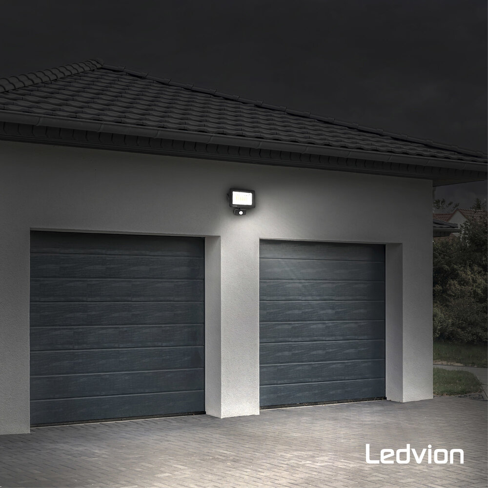 Ledvion Proiettore LED 50W - Osram - Sensore di Movimento - IP44 - 120lm/W - 6500K - 5 Anni di Garanzia