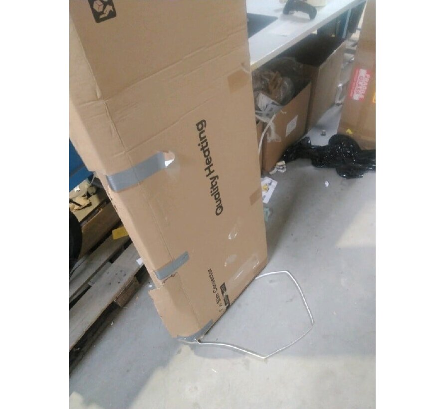 2ème chance | Quality Heating - Eco Slim Wifi blanc - DESTOCKAGE ! Eco Slim - 142 x 5 x 40 cm - 3000Watt