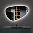 Miroir asymétrique organique avec éclairage LED et anti-condensation 90 cm de large et 60 cm de haut