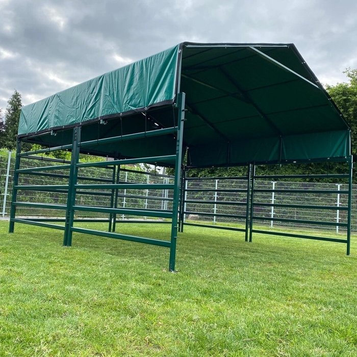 Animal Fences Mobiele schuilstal 425x425x280 cm - incl. dakzeil