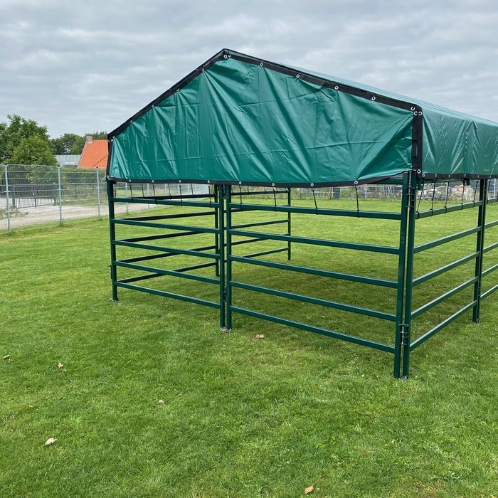 Mobiele schuilstal 425x425x300 cm - incl. dakzeil