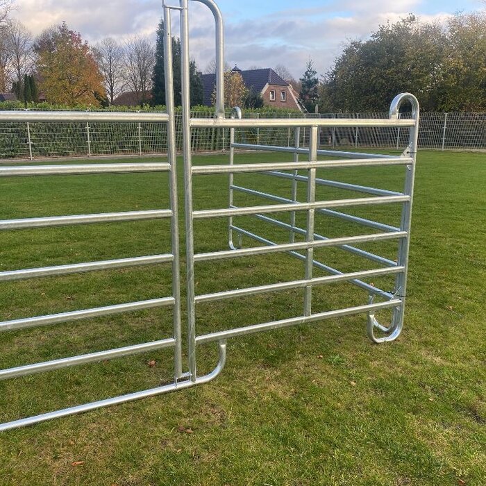 Animal Fences Mobiele stal 3.00 x 3.00 meter met toegangspoort