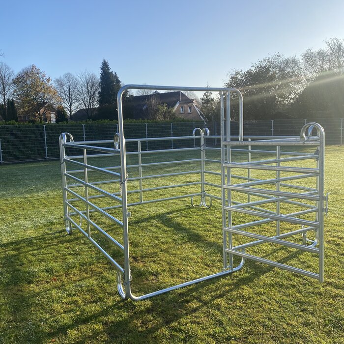 Animal Fences Mobiele stal 3.00 x 3.00 meter met toegangspoort