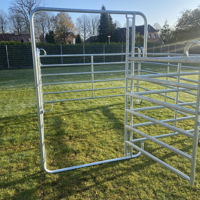 Animal Fences Dubbele mobiele stal 6.00 x 3.00 meter met 2 toegangspoorten