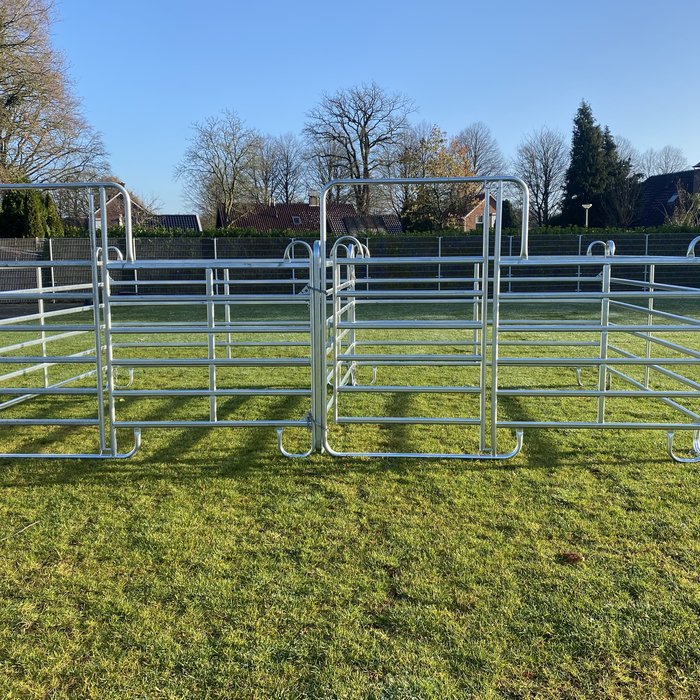 Animal Fences Dubbele mobiele stal 6.00 x 3.00 meter met 2 toegangspoorten