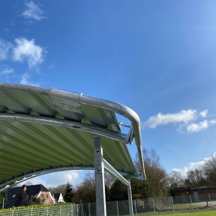 Animal Fences Grote en zeer robuuste hooiruif met zweeds voerhek 8 voerplaatsen 150*150 cm.