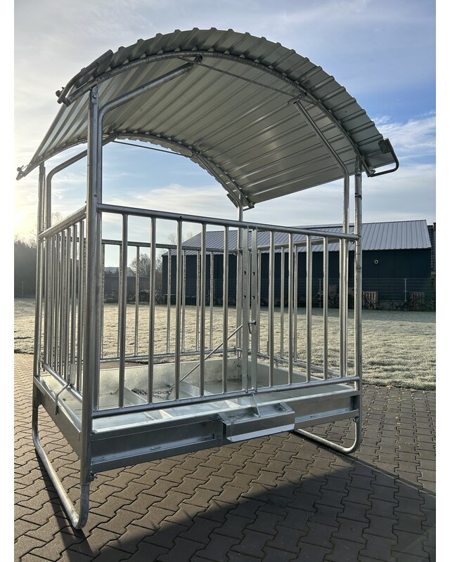 Animal Fences Grote vierkante hooiruif met dak ideaal voor ronde balen