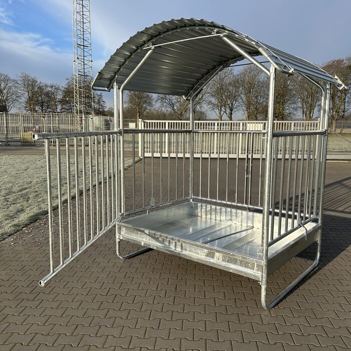 Animal Fences Grote vierkante hooiruif met dak ideaal voor ronde balen