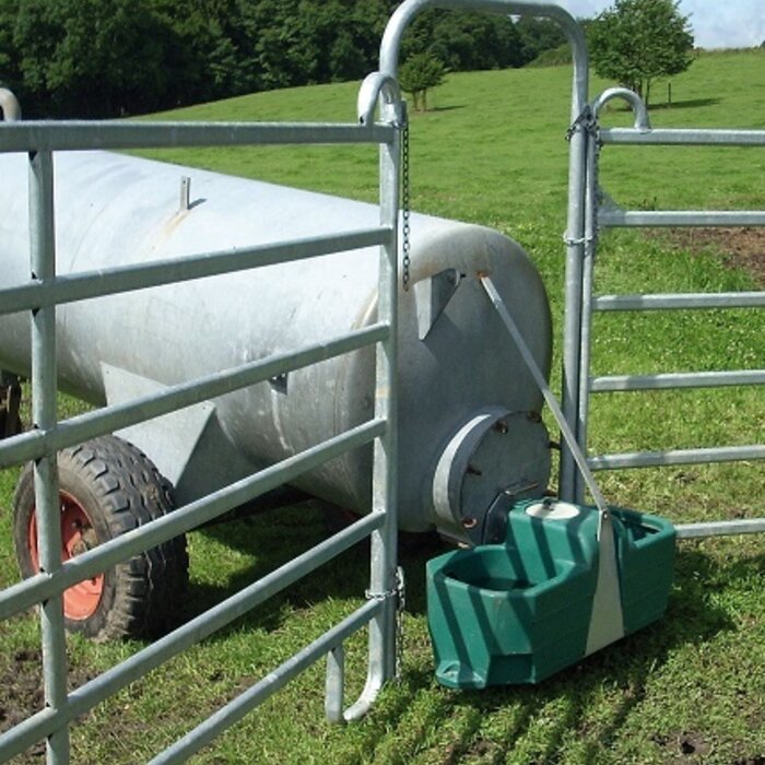 Suevia Drinkbak model FT80 aanbouw lage druk