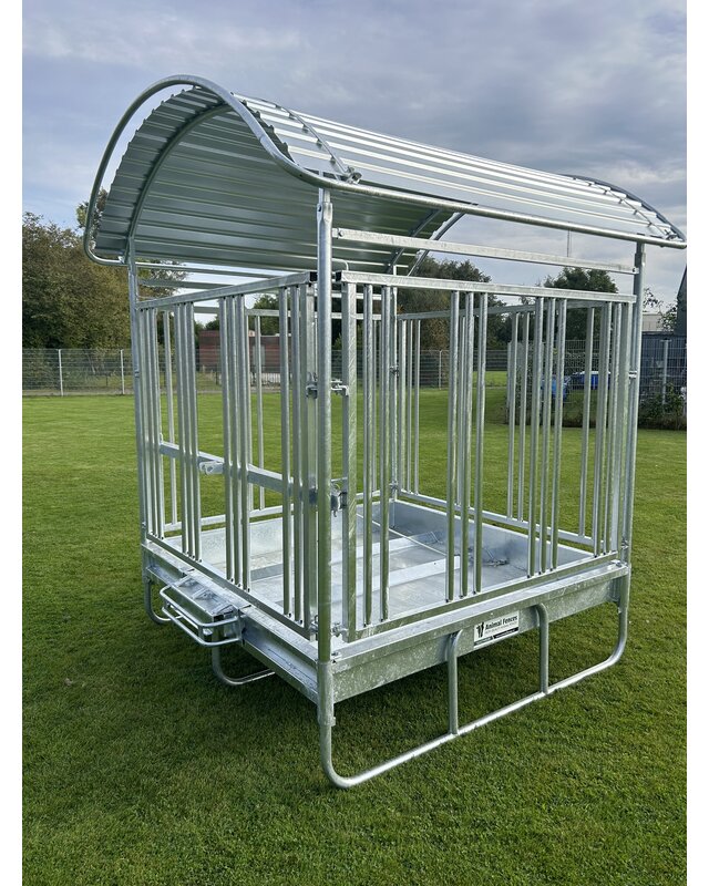 Animal Fences Grote en zeer robuuste hooiruif met recht voerhek en 12 voerplaatsen