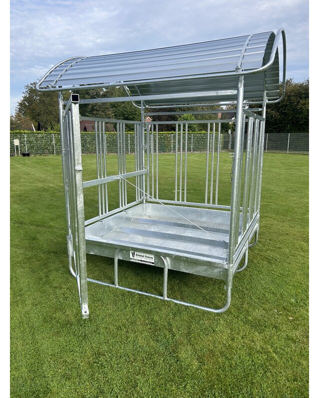 Animal Fences Grote en zeer robuuste hooiruif met recht voerhek en 12 voerplaatsen