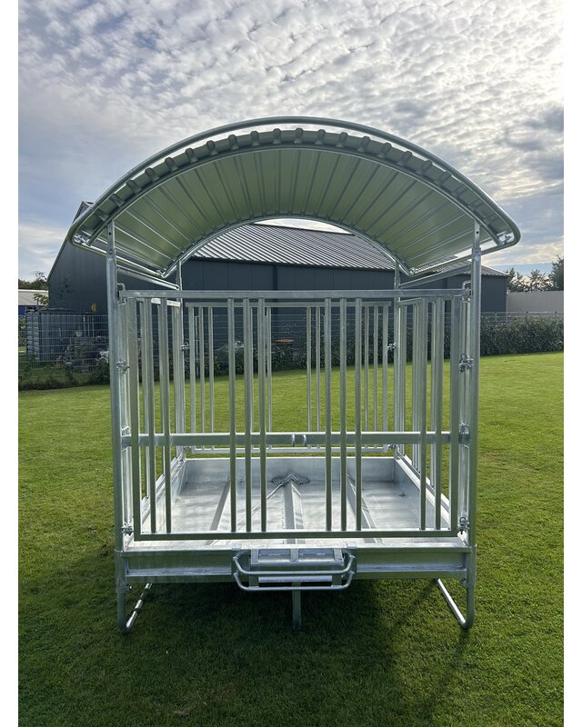 Animal Fences Grote en zeer robuuste hooiruif met recht voerhek en 12 voerplaatsen