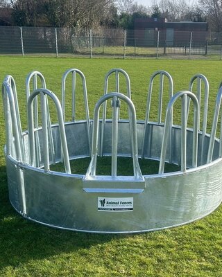 Animal Fences Zware ronde hooiruif Ø 2.30 mtr. met 12 voerplaatsen (zonder driepunts)