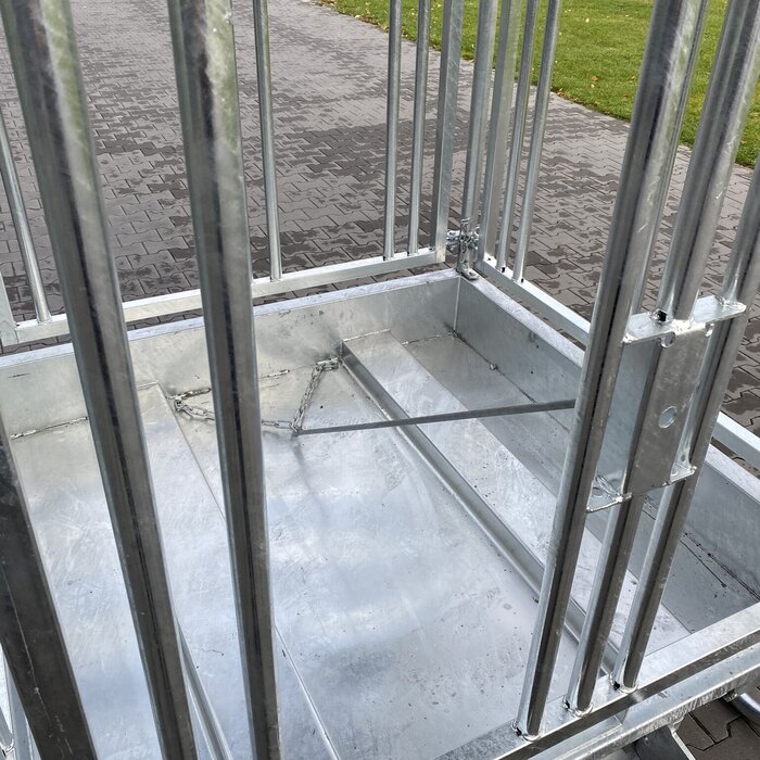 Animal Fences GCOMBIDEAL! Grote en zeer robuuste hooiruif recht voerhek incl.  30m2 paddocktegels!