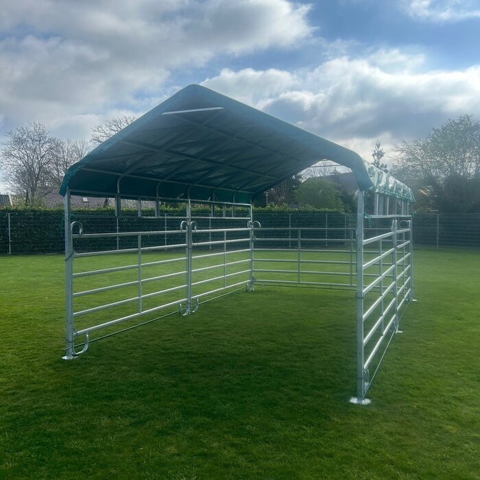Animal Fences Mobiele schuilstal 600x360 cm - incl. zeilen