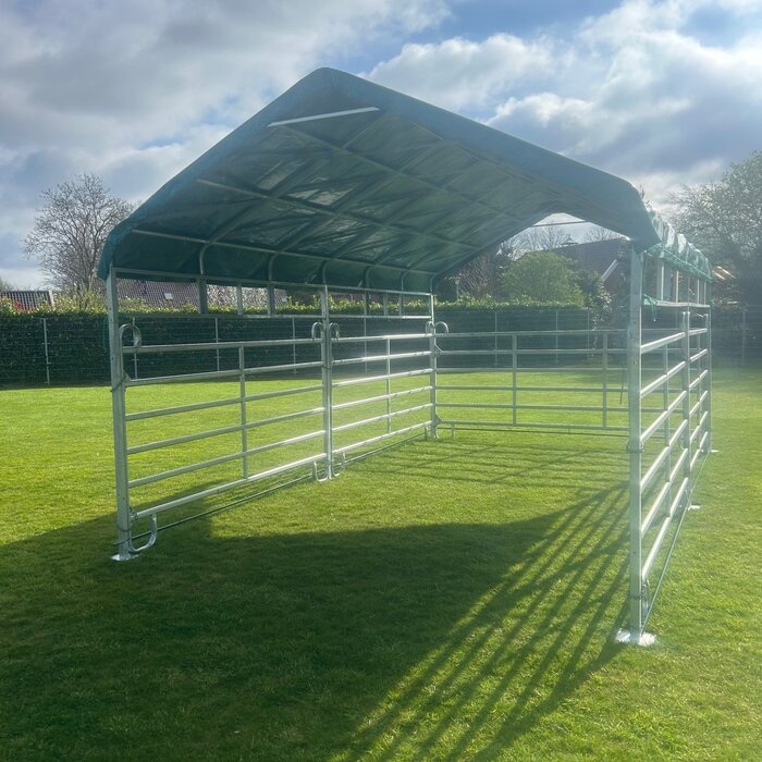 Animal Fences Mobiele schuilstal 600x360 cm - incl. zeilen