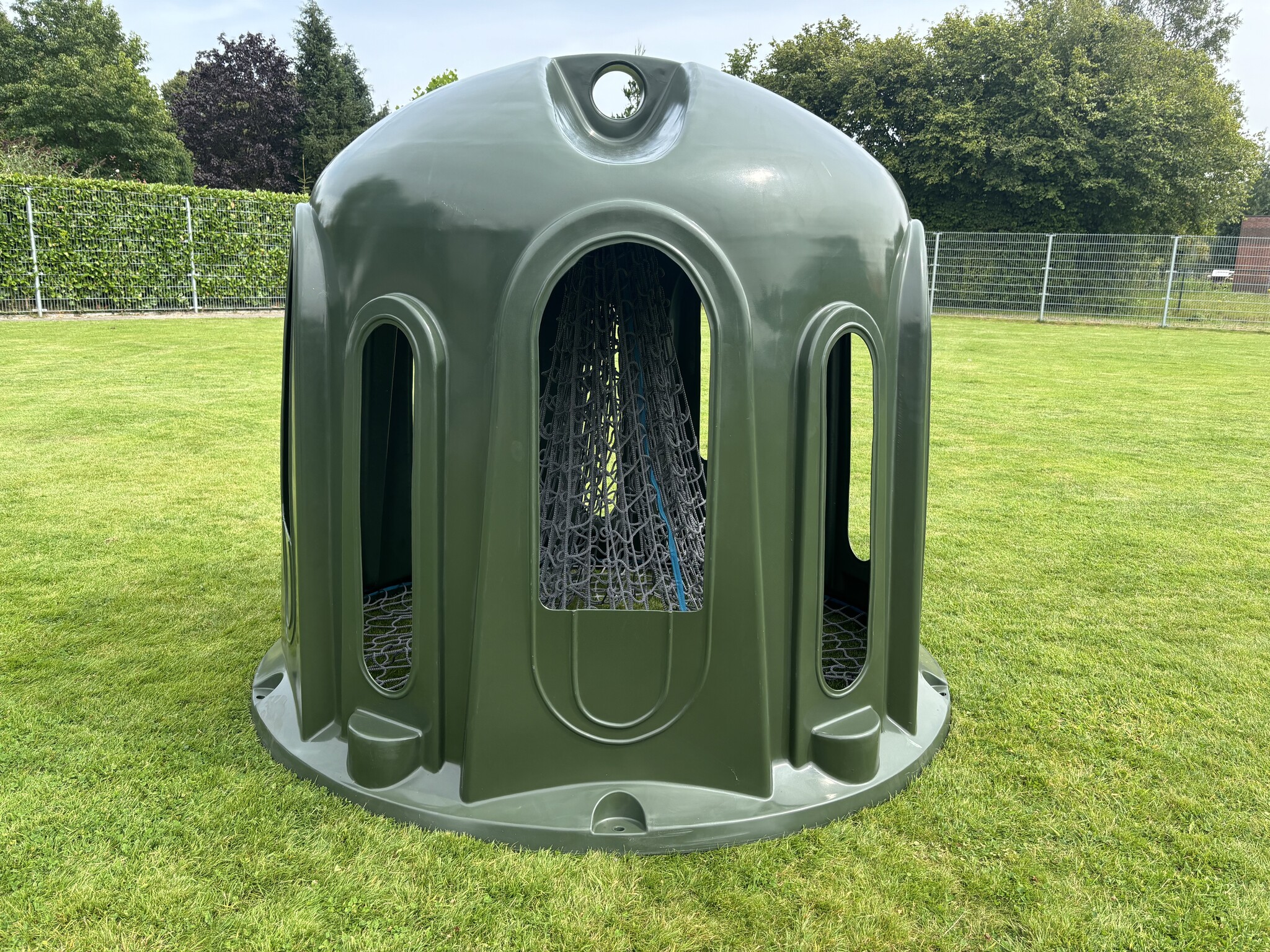 Animal Fences Grote sterke hooistolp met ingebouwde slowfeeder