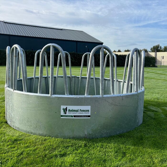 Animal Fences Zware ronde hooiruif Ø 2.30 mtr. met 12 voerplaatsen (zonder driepunts)