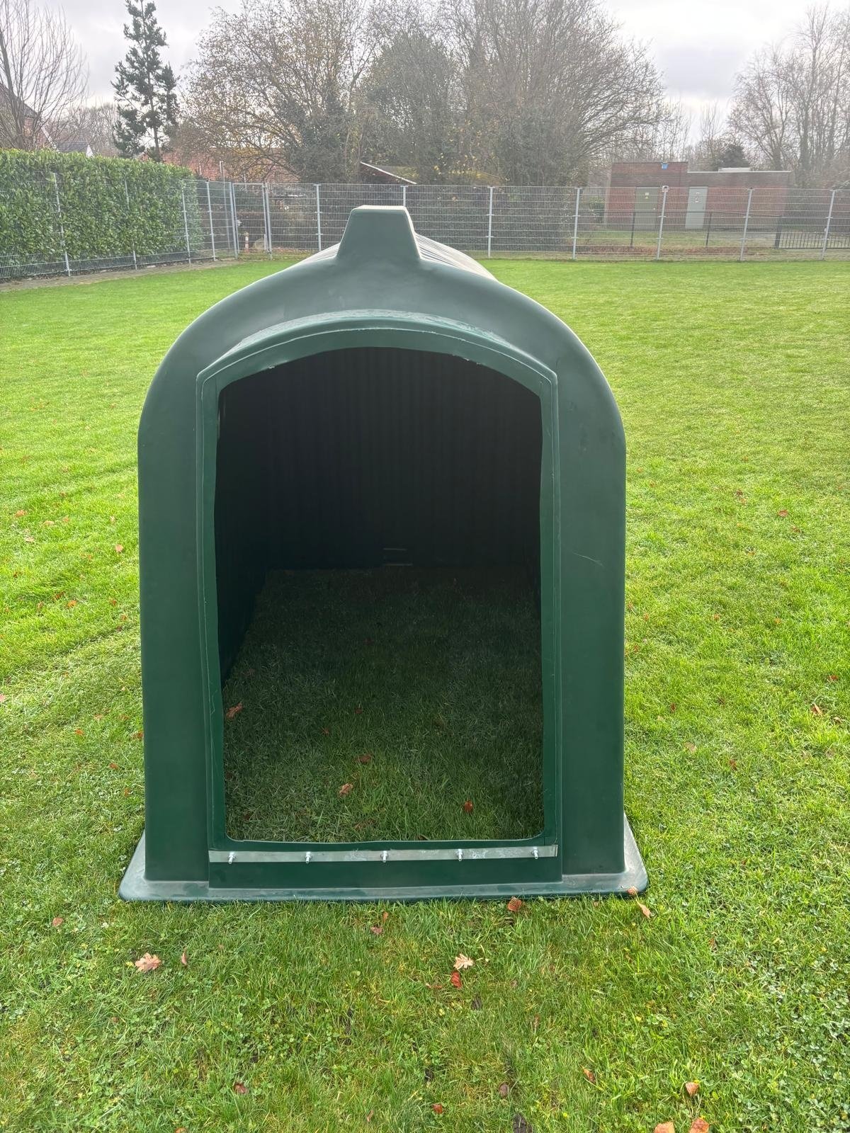 Animal Fences Kunststof schuilstal 195x120x145 cm.