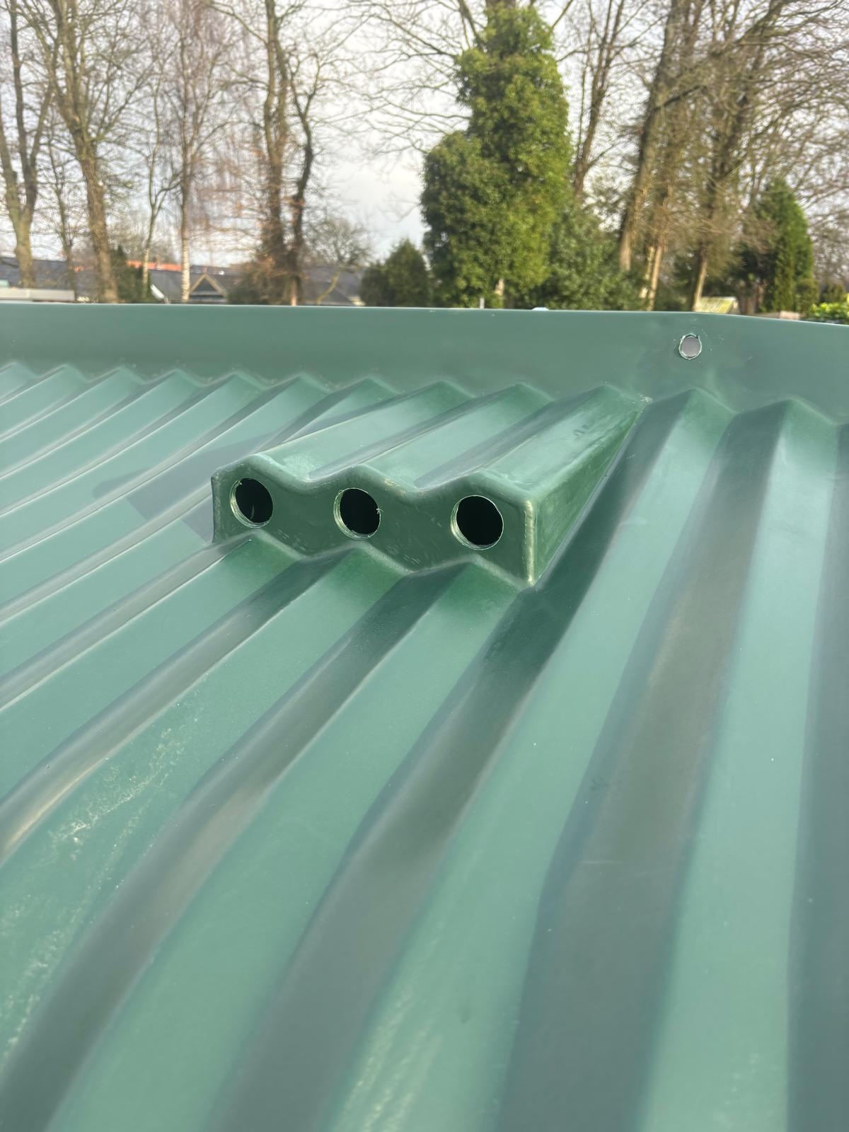 Animal Fences Kunststof schuilstal 300x240x200 cm.