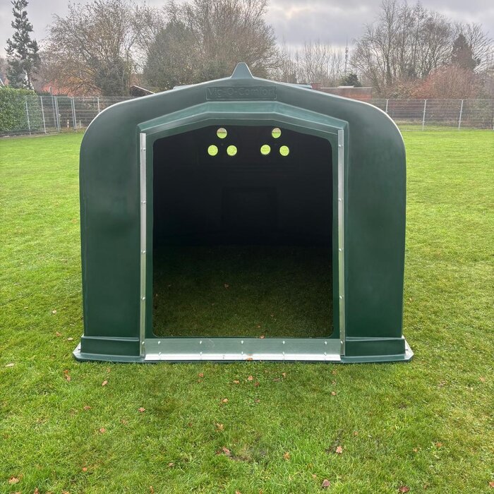 Animal Fences Kunststof schuilstal 300x240x200 cm.