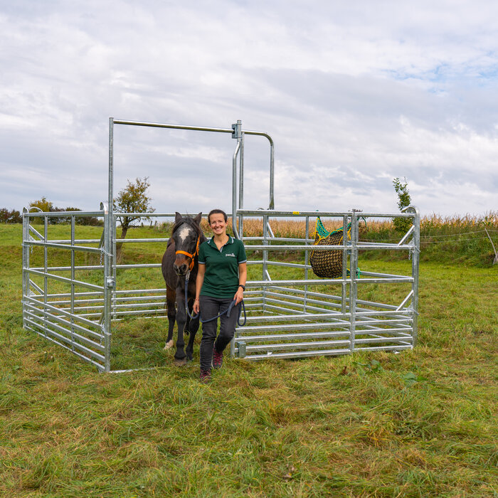 Patura Veiligheidspaneel voor paarden met schuifpoort 3,60 m, hoogte 2,50 m (1 middel steun)