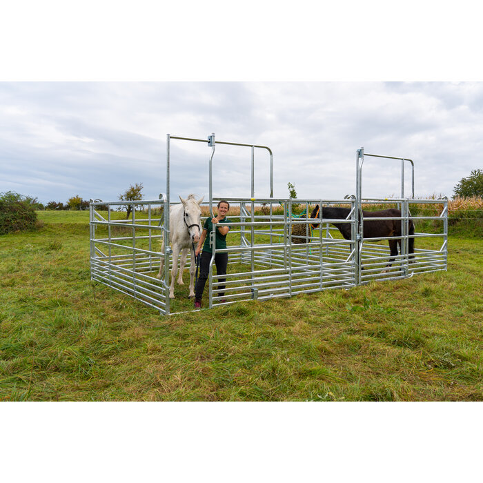 Patura Veiligheidspaneel voor paarden met schuifpoort 3,60 m, hoogte 2,50 m (1 middel steun)