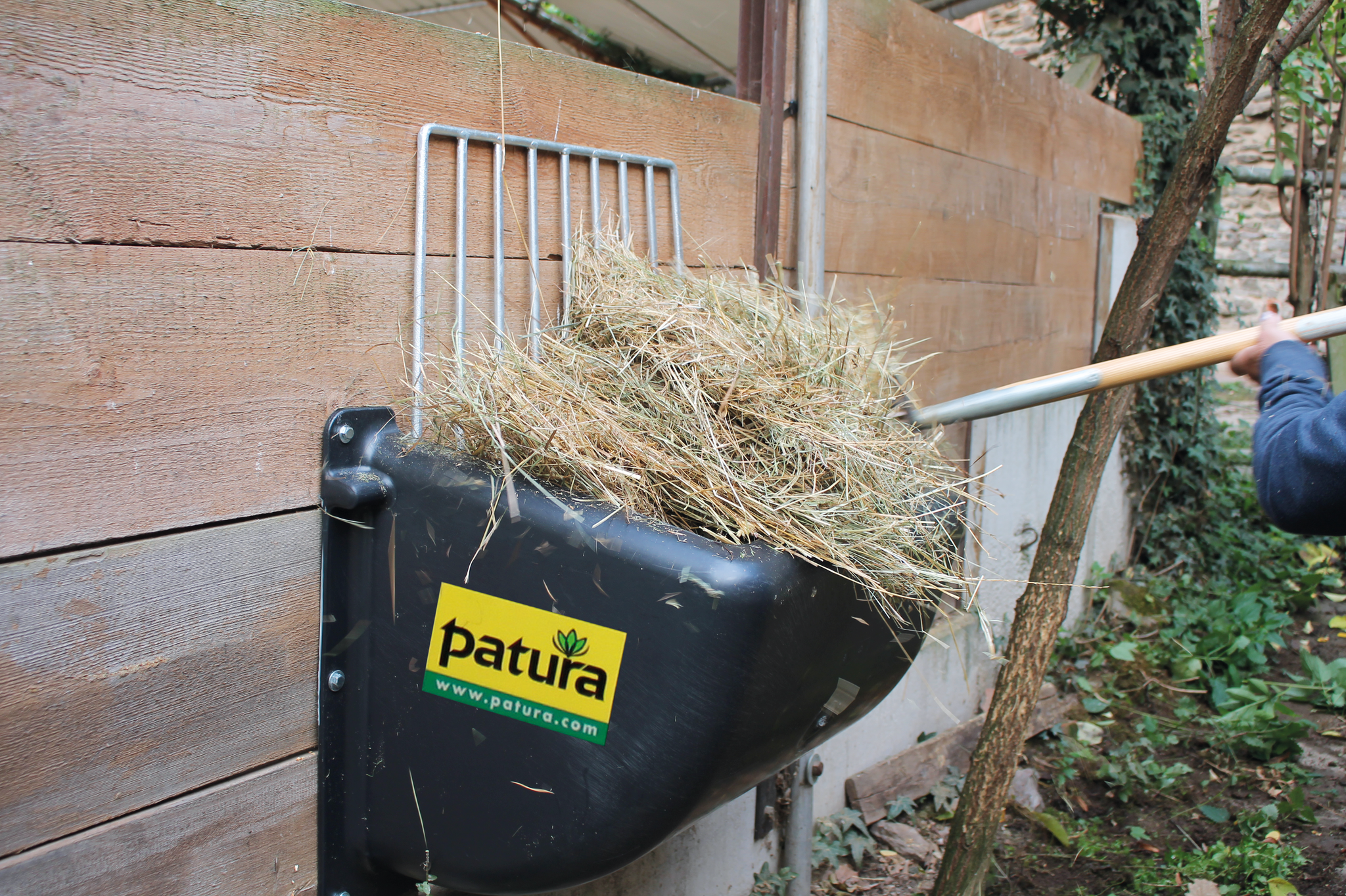 Patura Kunststof hooiruif Slow-Feeder, 140 l voor paarden