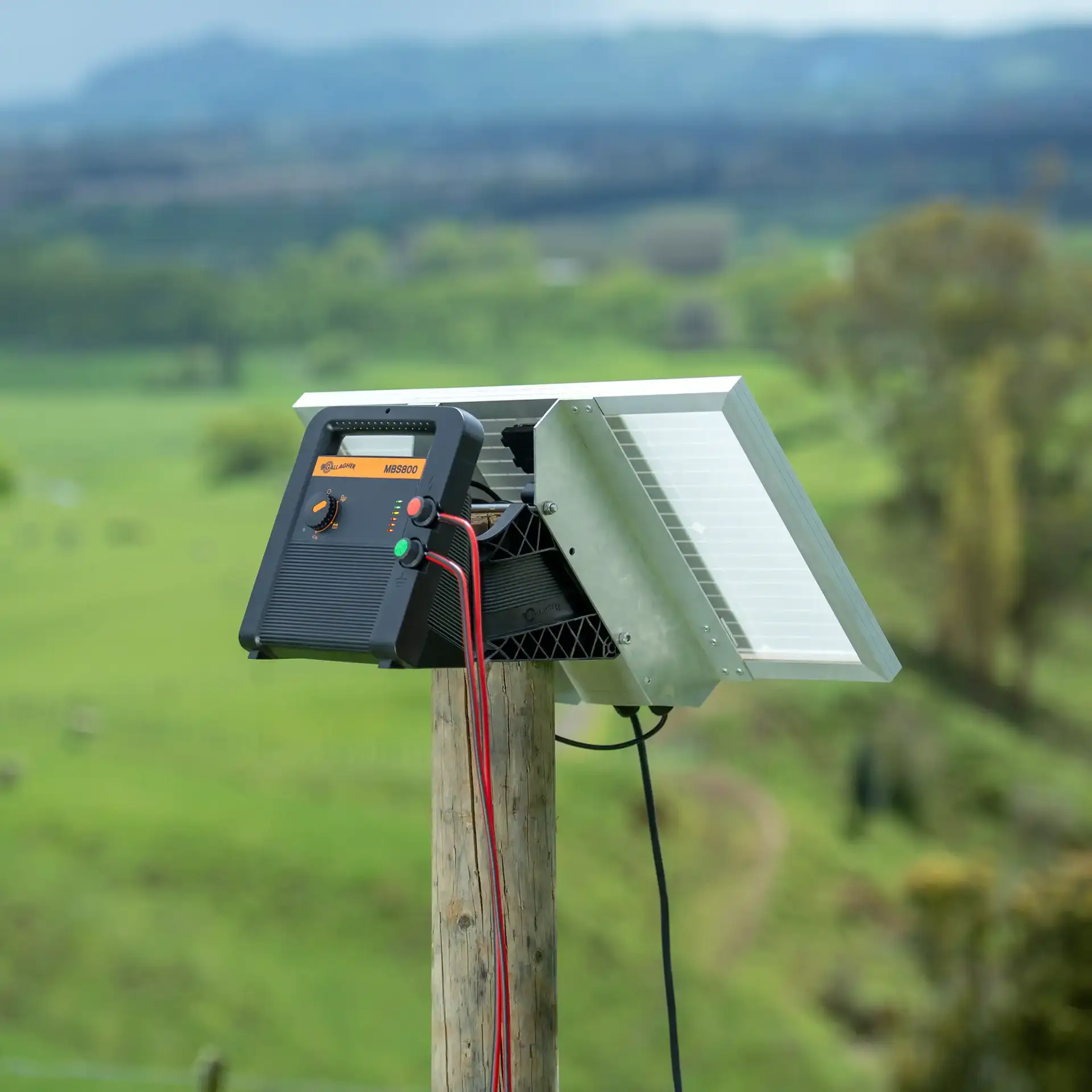 MBS800 Multipower schrikdraadapparaat (7,5J - 230V/12V/Solar)