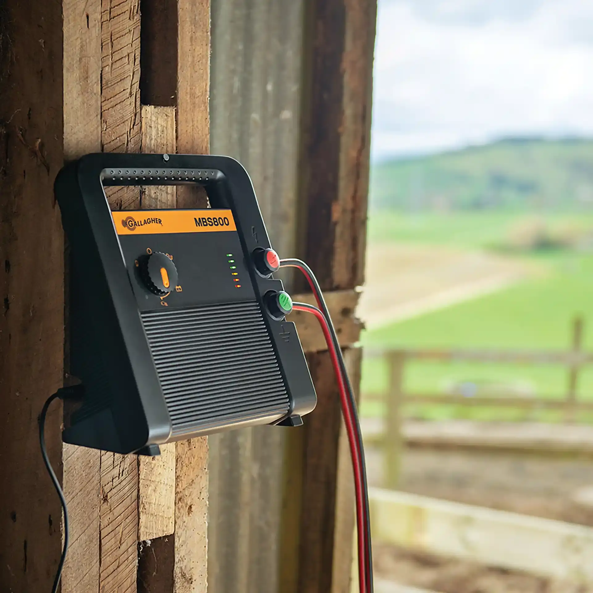 MBS800 Multipower schrikdraadapparaat (7,5J - 230V/12V/Solar)