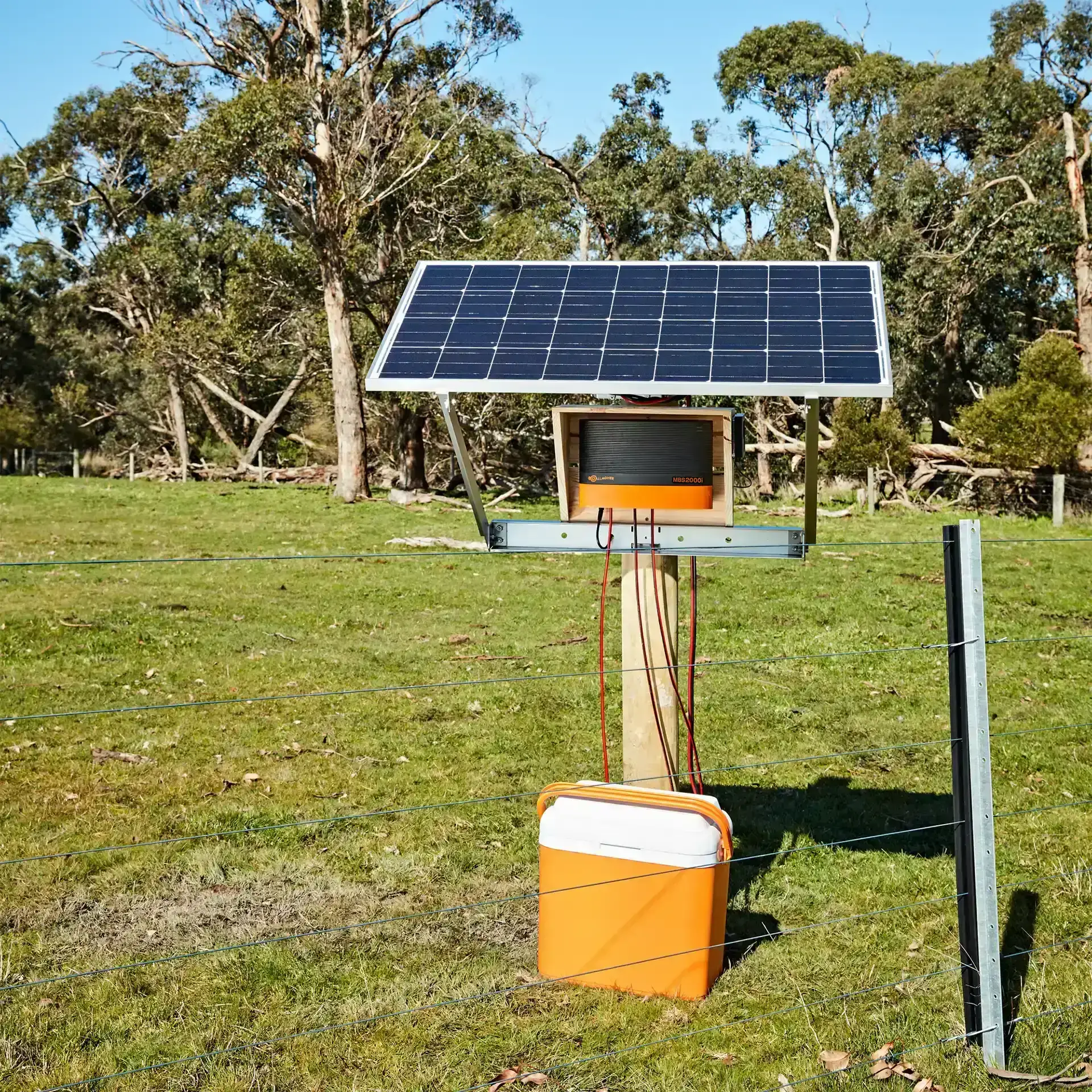 MBS2000i Multipower i Series schrikdraadapparaat met app (14J - 230V/12V/Solar)