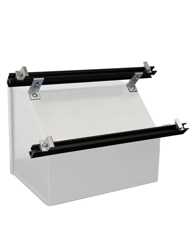 Zonnepaneel montage rail