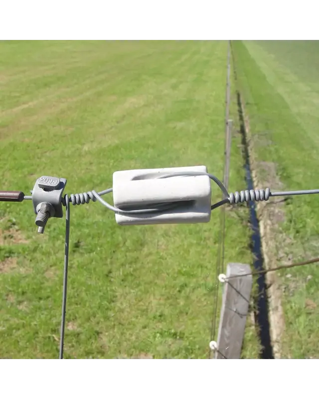 Porseleinen hoekisolator