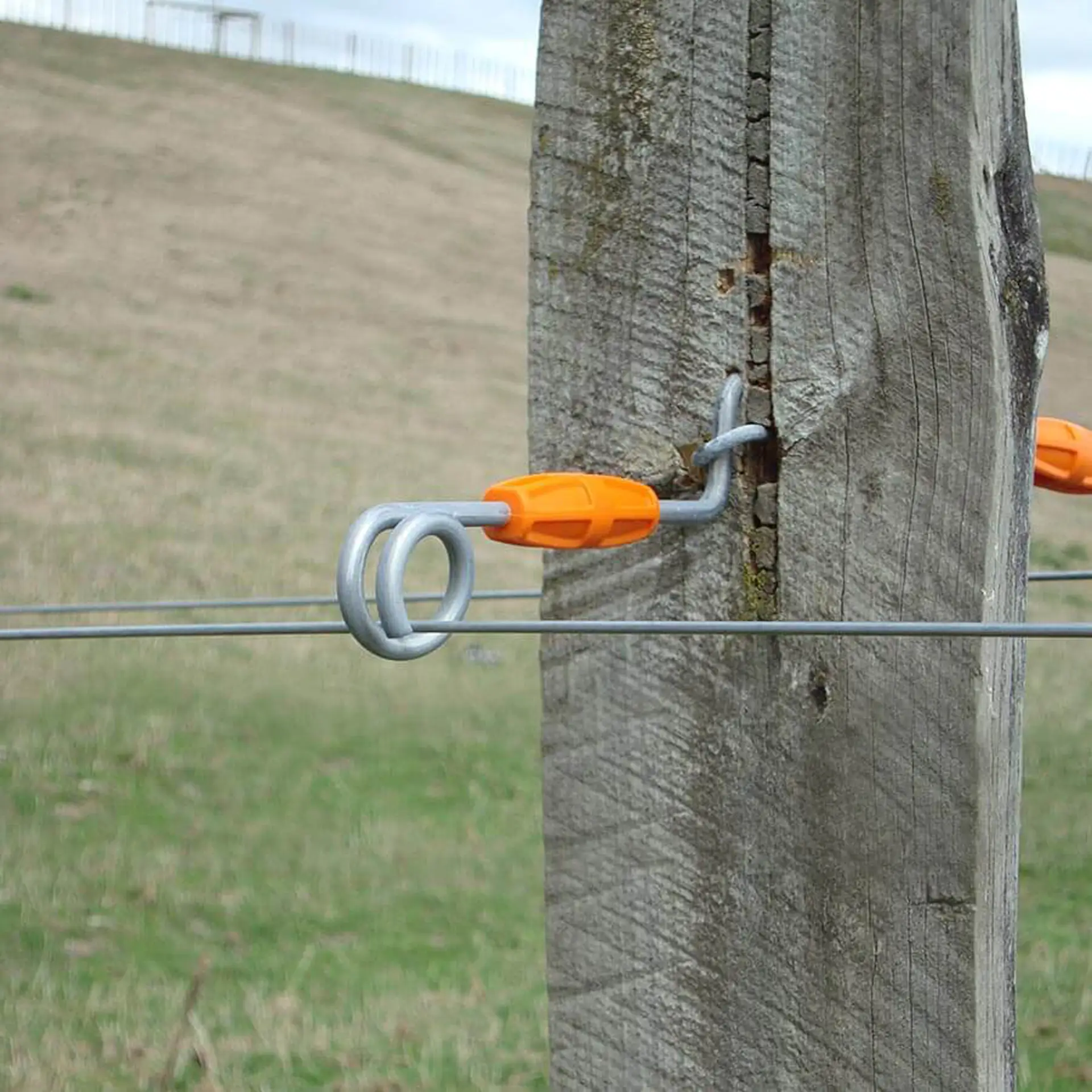 Live Tip Afstandisolator hout 26cm