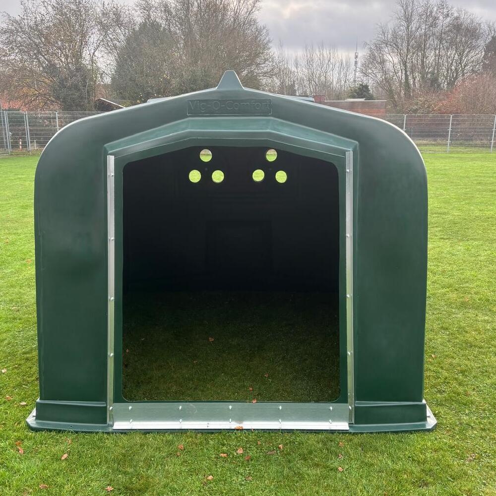 Animal Fences Kunststof schuilstal 300x240x200 cm