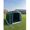 Kunststof schuilstal 240x225x190 cm