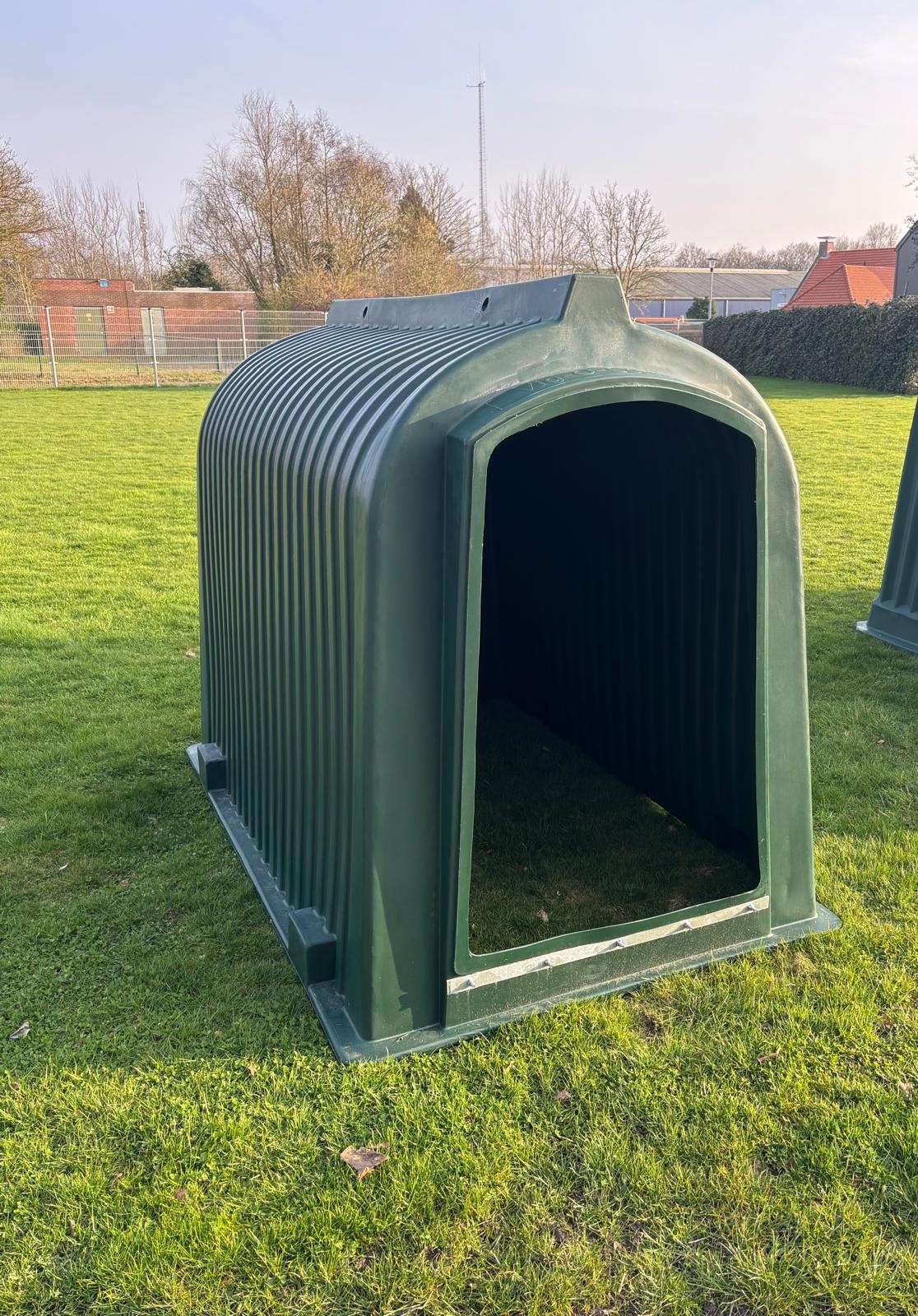 Animal Fences Kunststof schuilstal 195x120x145 cm