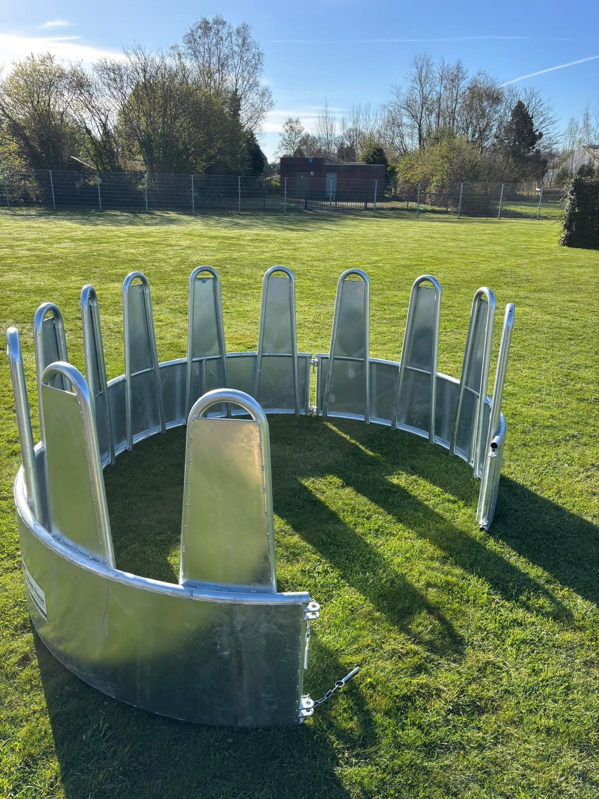 Zware ronde hooiruif Ø 2.30 mtr. voor paard, extra veilig