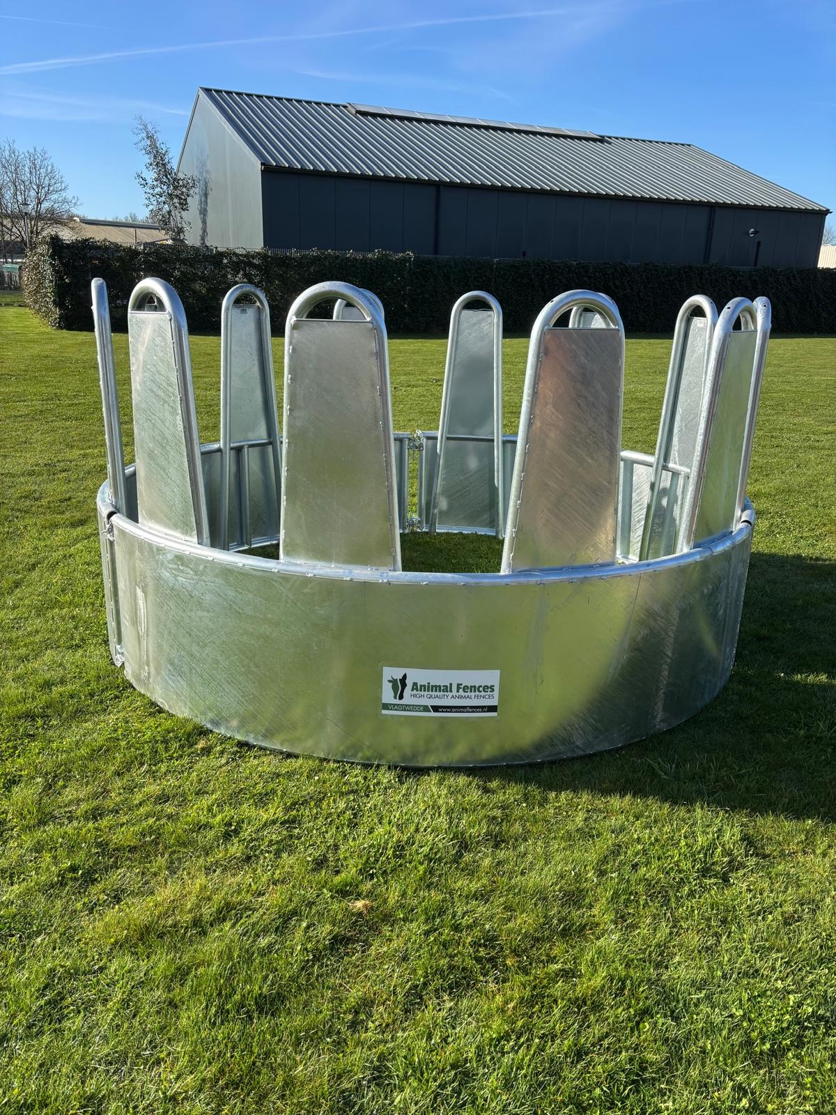 Zware ronde hooiruif Ø 2.30 mtr. voor paard, extra veilig