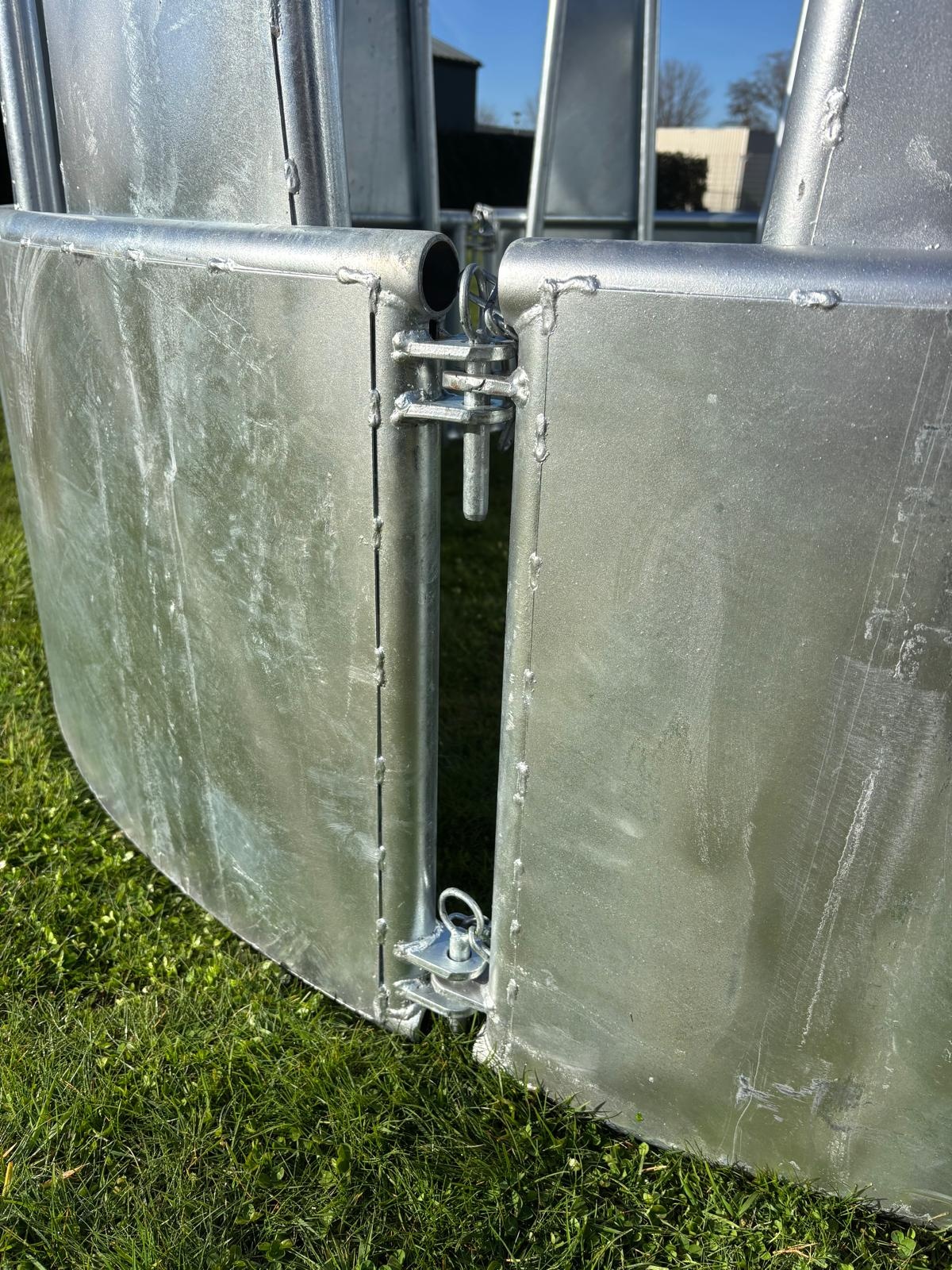 Zware ronde hooiruif Ø 2.30 mtr. voor paard, extra veilig