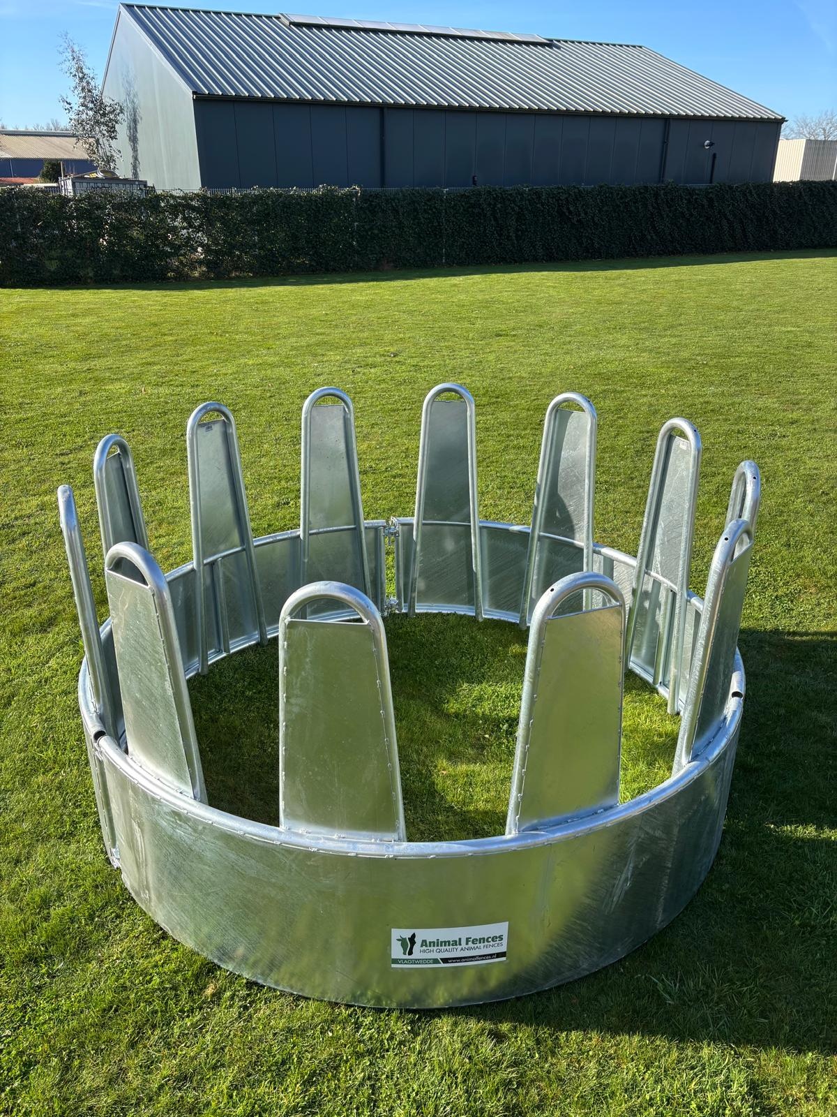 Zware ronde hooiruif Ø 2.30 mtr. voor paard, extra veilig