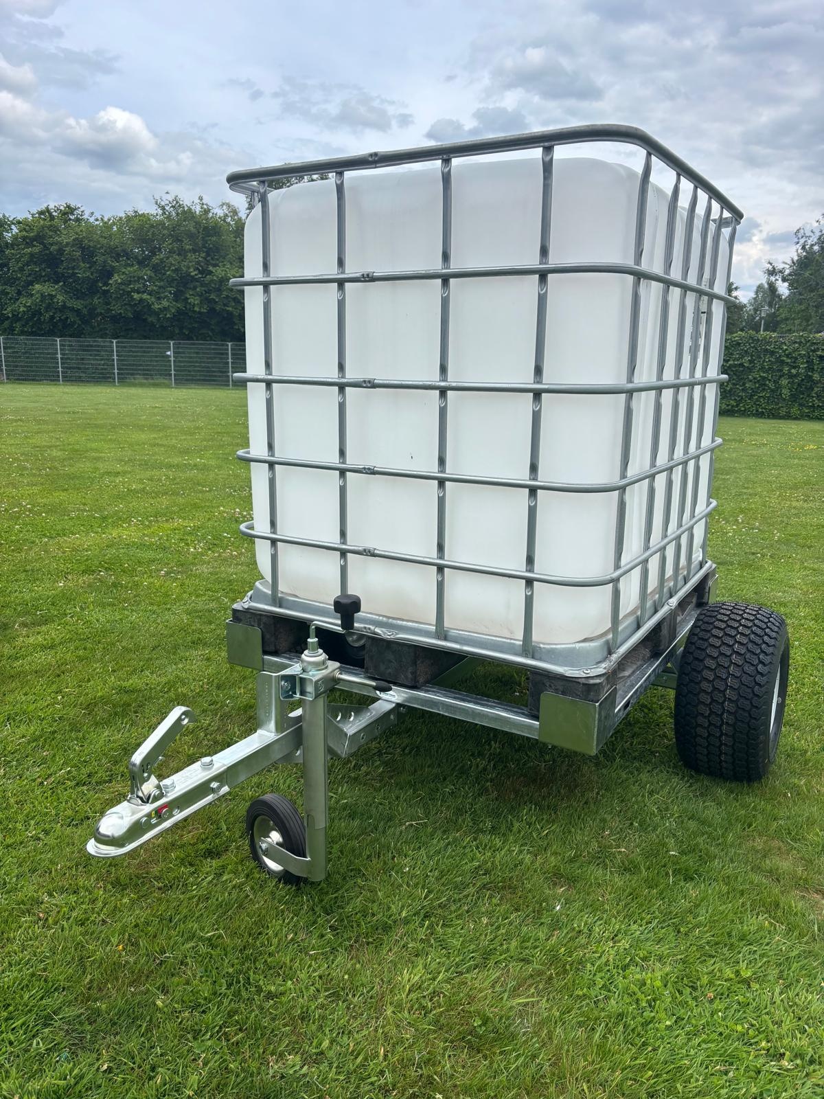 Animal Fences Mobiele watertank / aanhangwagen