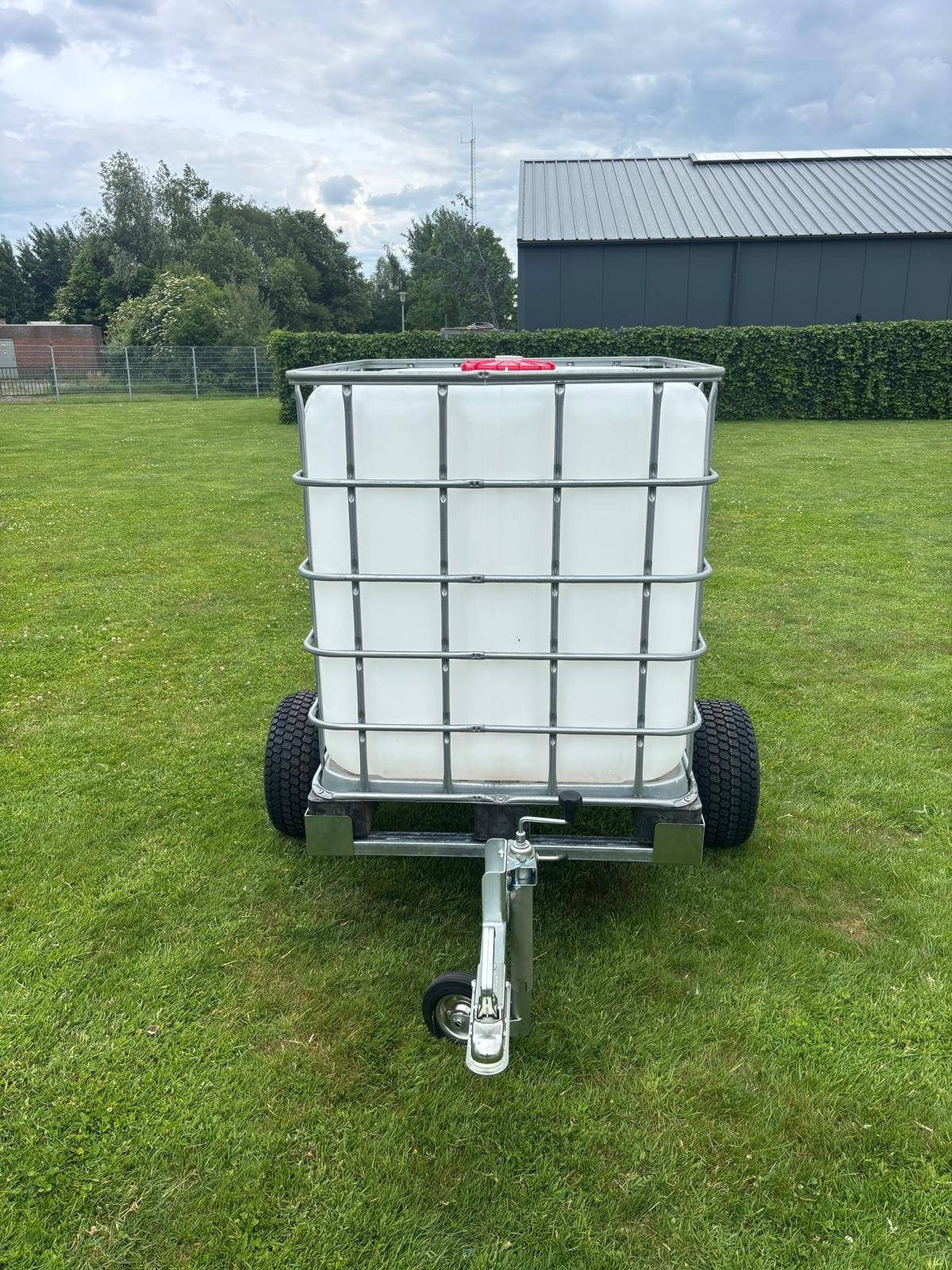 Animal Fences Mobiele watertank / aanhangwagen