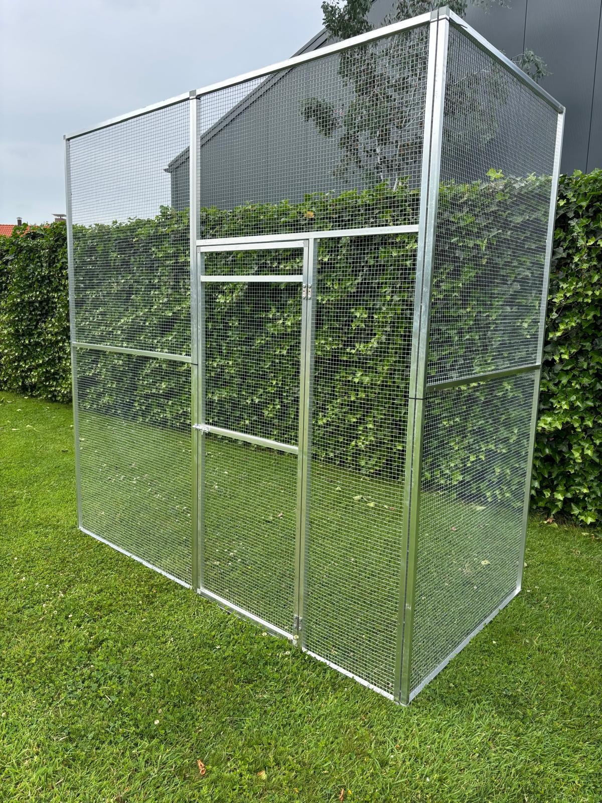 Pluverdi Kippenren aluminium 300x200x200 cm.